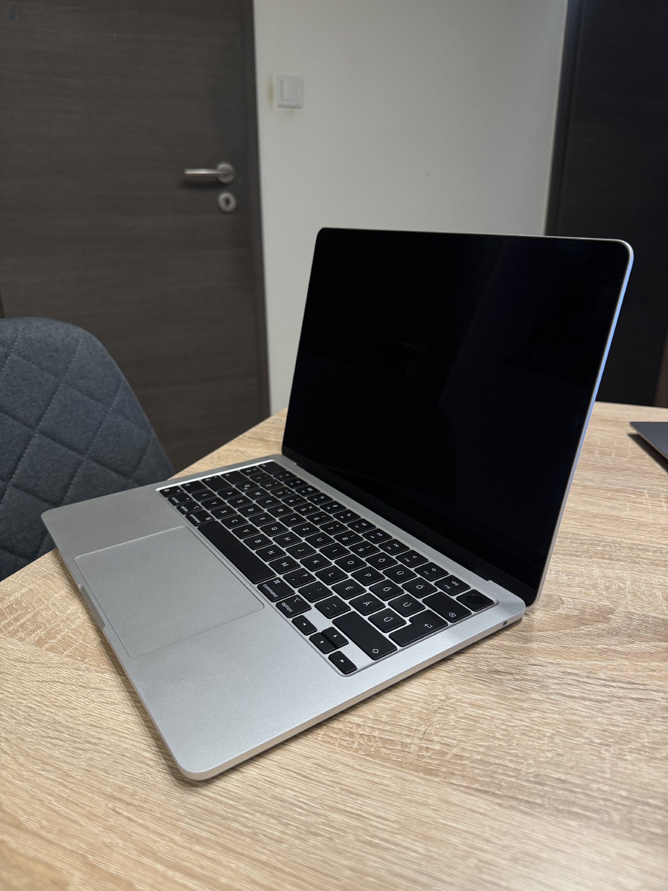 MacBook Air 2024 8GB 256 SSD M3
