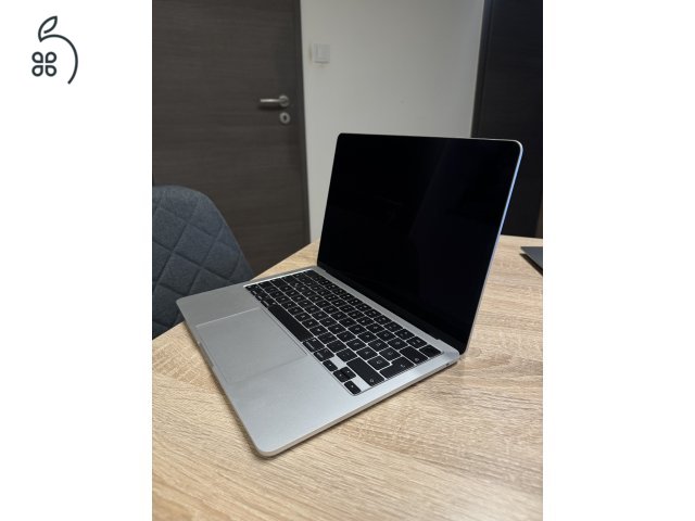 MacBook Air 2024 8GB 256 SSD M3