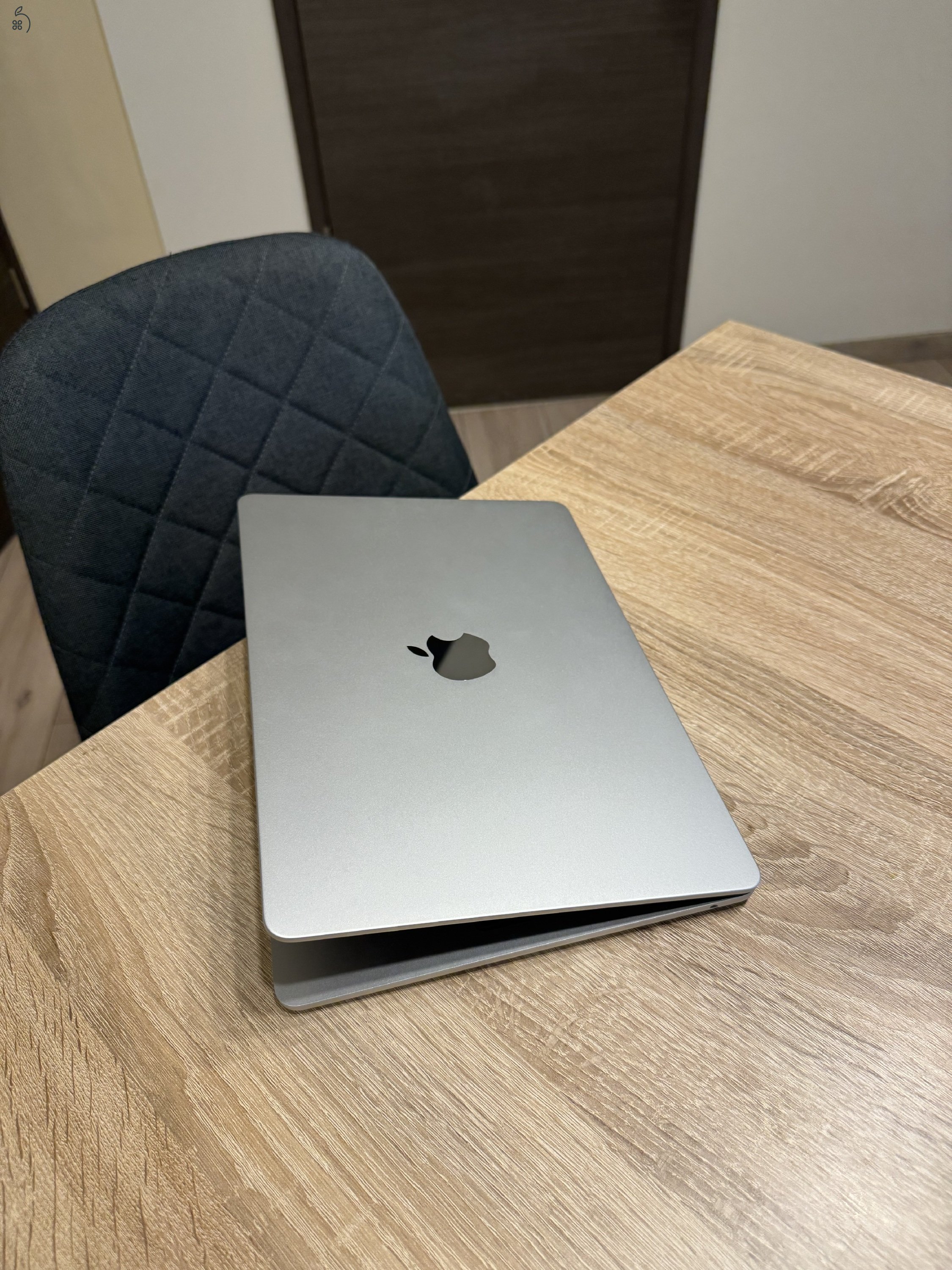 MacBook Air 2024 8GB 256 SSD M3