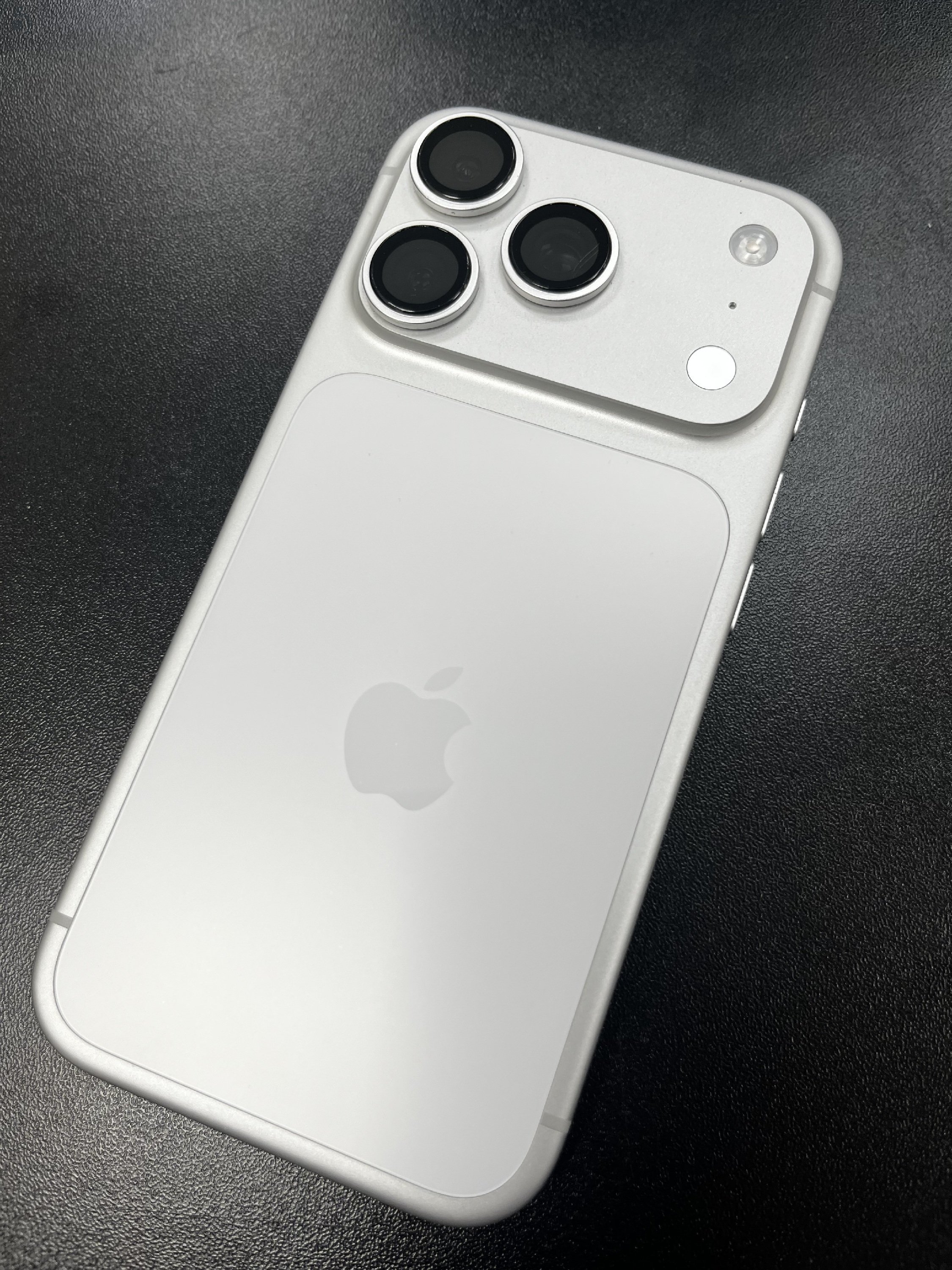 Eladó makulátlan Apple iPhone 17 Pro 256GB