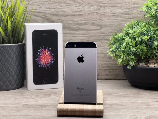 iPhone SE  2016 Space Gray 64GB 2 ÉV Garanciával 100%