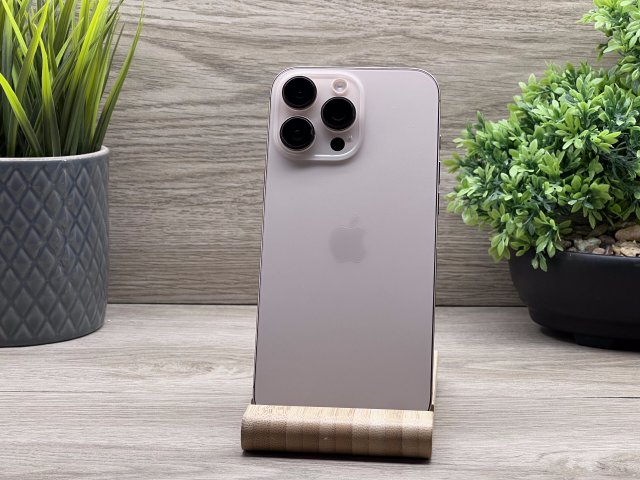 Hibátlan iPhone 16 Pro max Desert Titanium 256GB 2 ÉV Garanciával 95%