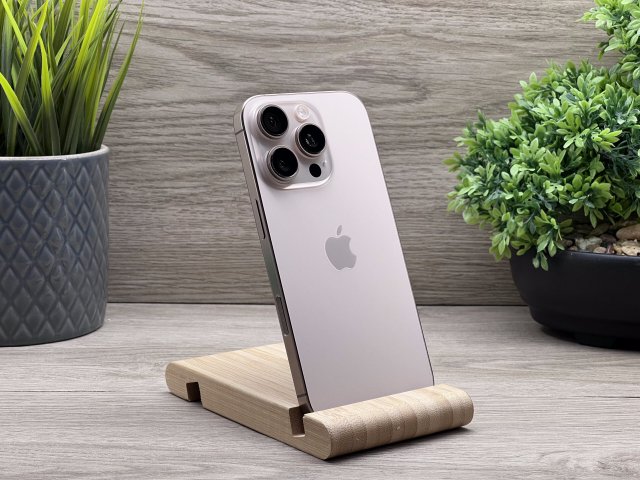 Hibátlan iPhone 16 Pro Desert Titanium 256GB 2 ÉV Garanciával 91%