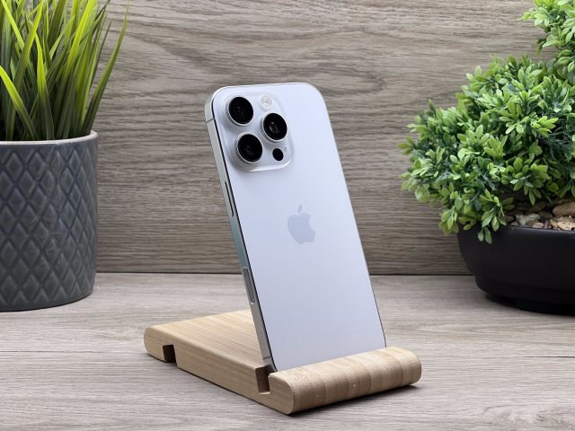 Hibátlan iPhone 16 Pro White Titanium 256GB 2 ÉV Garanciával 95%