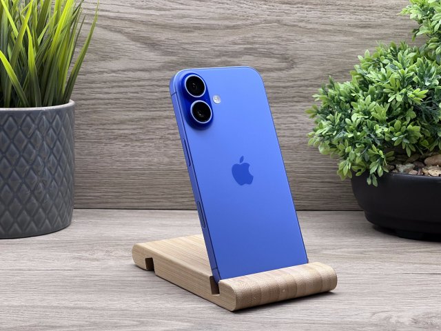 Hibátlan iPhone 16 Ultramarine 256GB 2 ÉV Garanciával 94%
