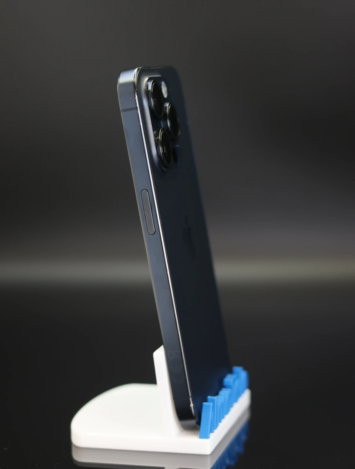 Apple iPhone 15 Pro 128 GB Blue Titanium 100% akku - 12 HÓ GARANCIA