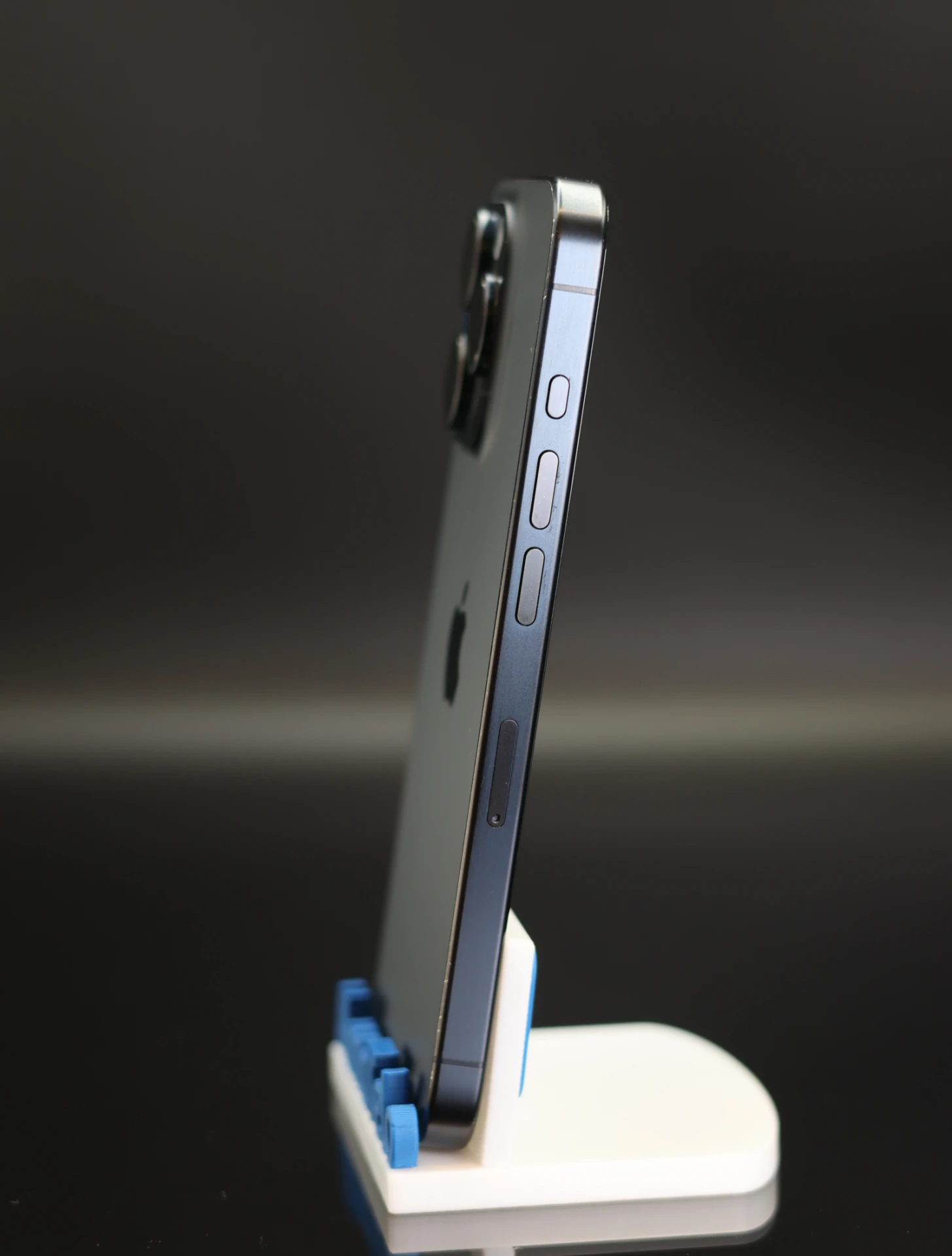 Apple iPhone 15 Pro 128 GB Blue Titanium 100% akku - 12 HÓ GARANCIA