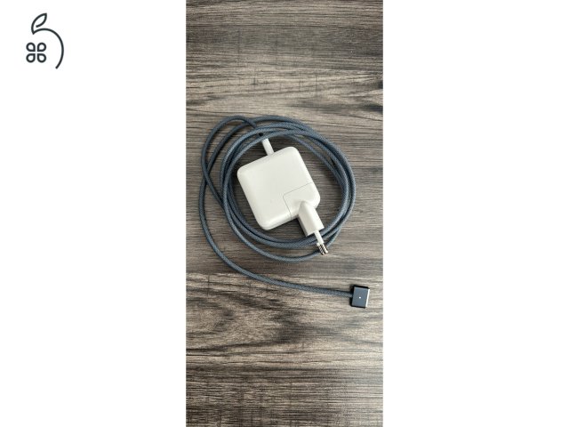 Újszerű Apple Macbook Air M2 13