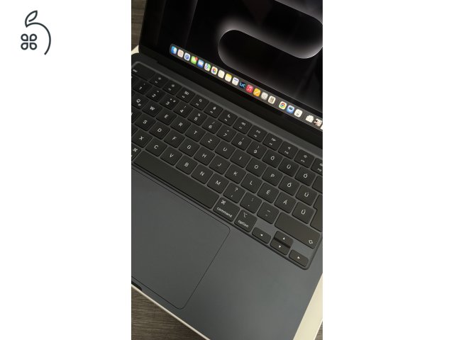 Újszerű Apple Macbook Air M2 13