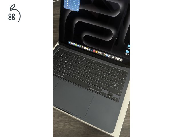 Újszerű Apple Macbook Air M2 13