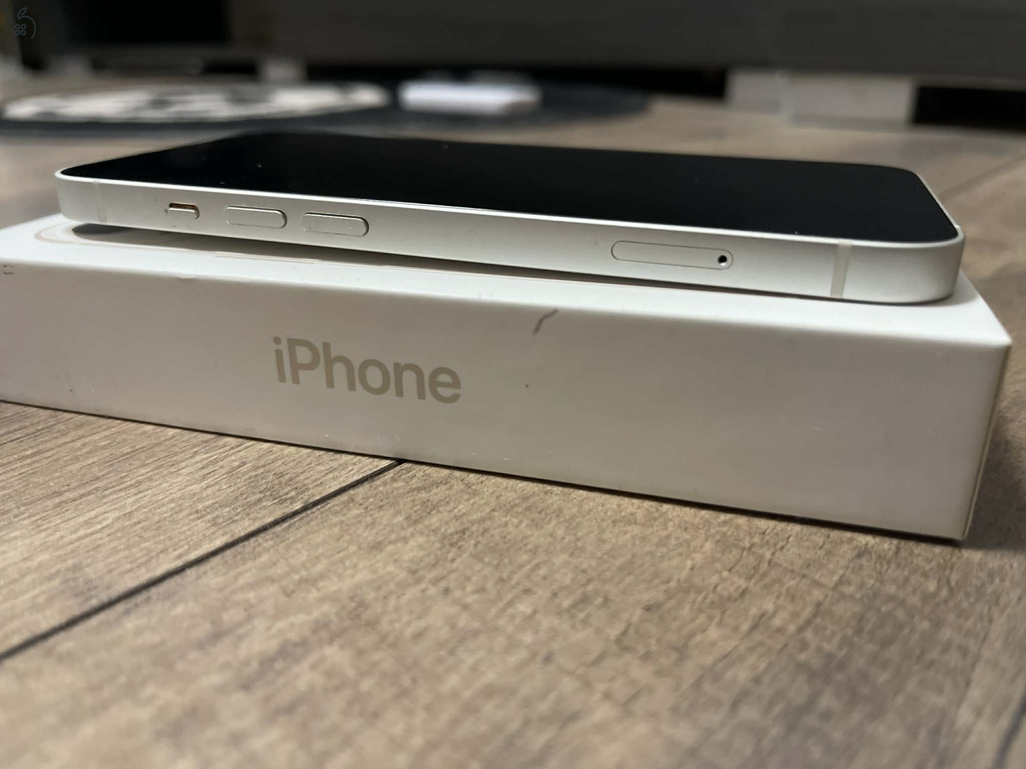 iPhone 13 Fehér Starlight White Kitűnő - Tata