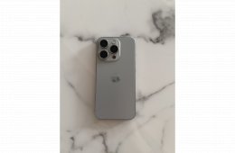 iPhone 15 Pro 256GB Natúr Titán - Újszerű, 90% aksi