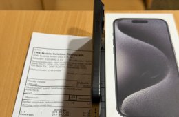 iPhone 15 Pro 128 GB Black Titanium - új, biztosításban cserélt, 3 ciklus