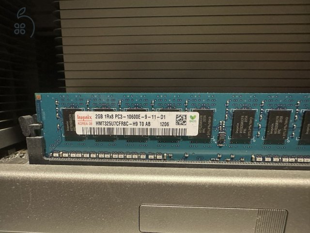 Mac Pro 2010 2x6 Core 2.66G IntelXeon, 16G RAM, 240GB SSD, 2TB HDD, ATI Radeon 5770 1GB