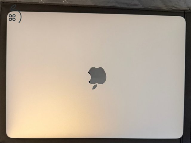 MacBook Air 13 M1 újszerű, karcmentes