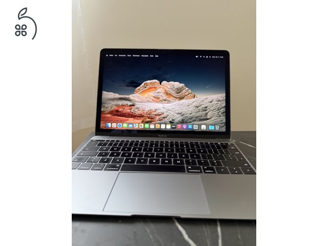 Apple MacBook 12” Retina (2016 eleje) – Ultravékony, elegáns kialakítás
