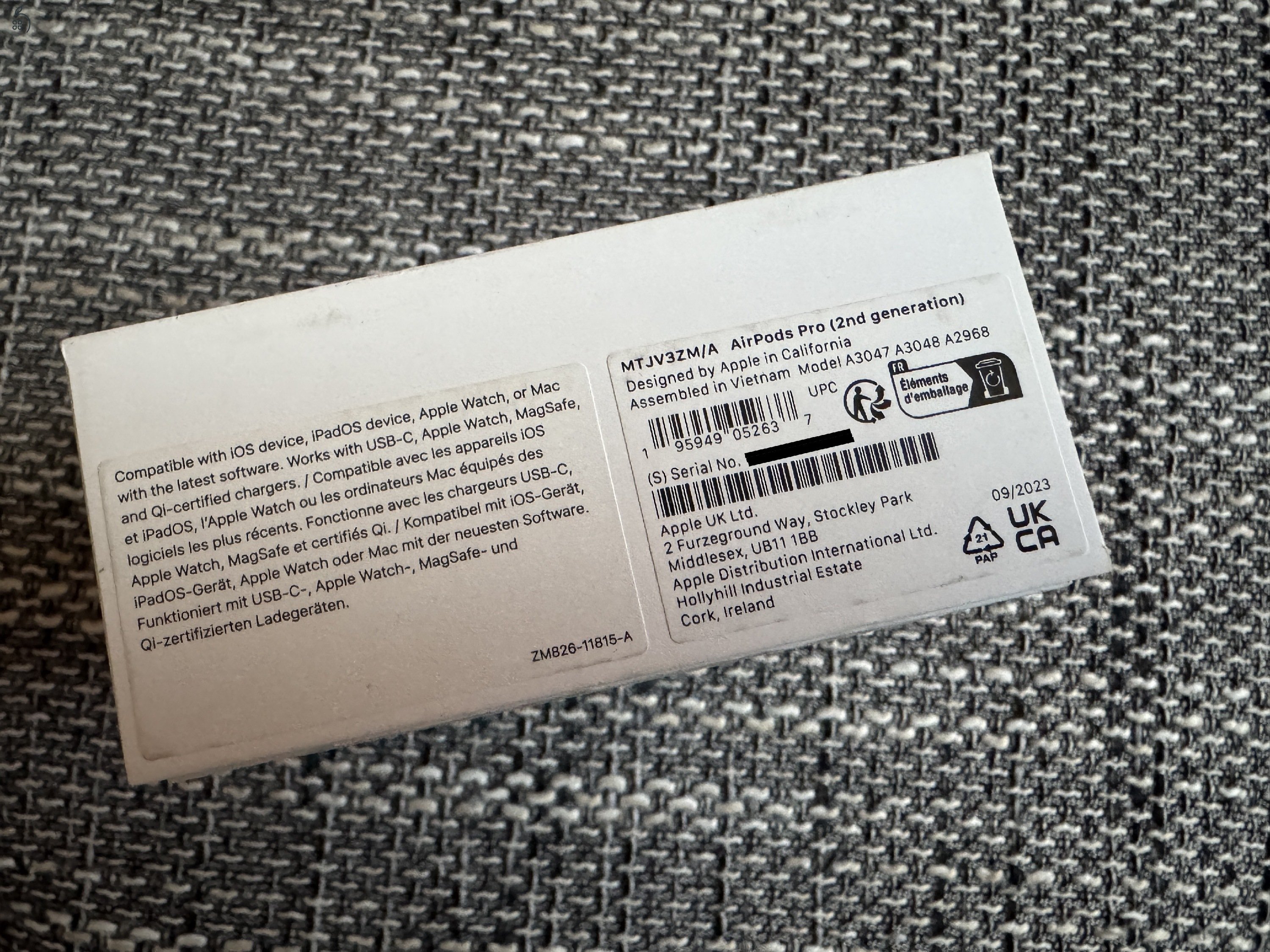 AirPods Pro 2 USB-C, Media Markt + Spigen Silicone Fit tok