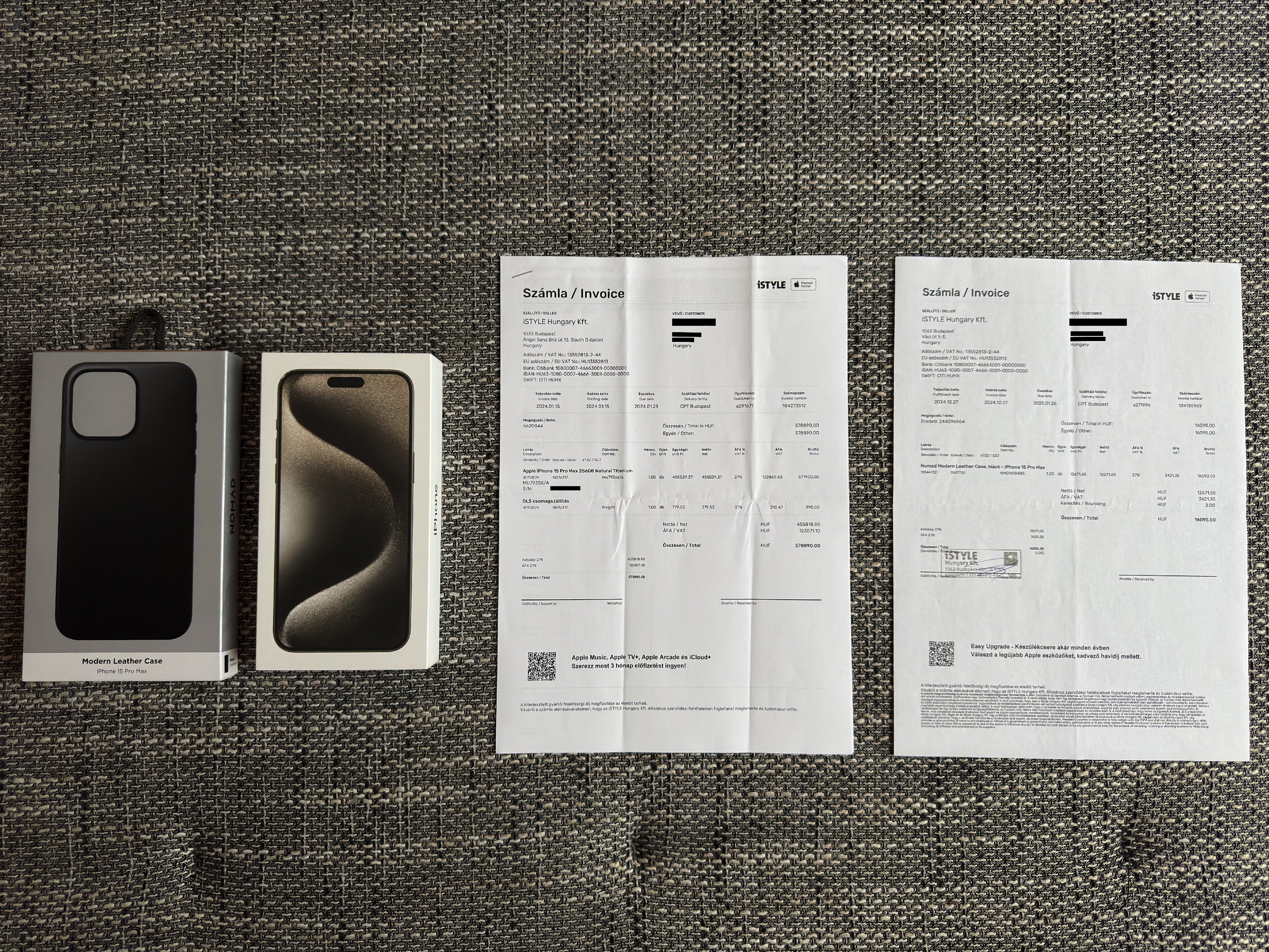 iPhone 15 Pro Max 256 GB Natural Titanium, iStyle garancia 2027.01.15-ig, 90% aksi + Nomad Modern Leather Case, Spigen üvegfólia