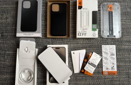 iPhone 15 Pro Max 256 GB Natural Titanium, iStyle garancia 2027.01.15-ig, 90% aksi + Nomad Modern Leather Case, Spigen üvegfólia