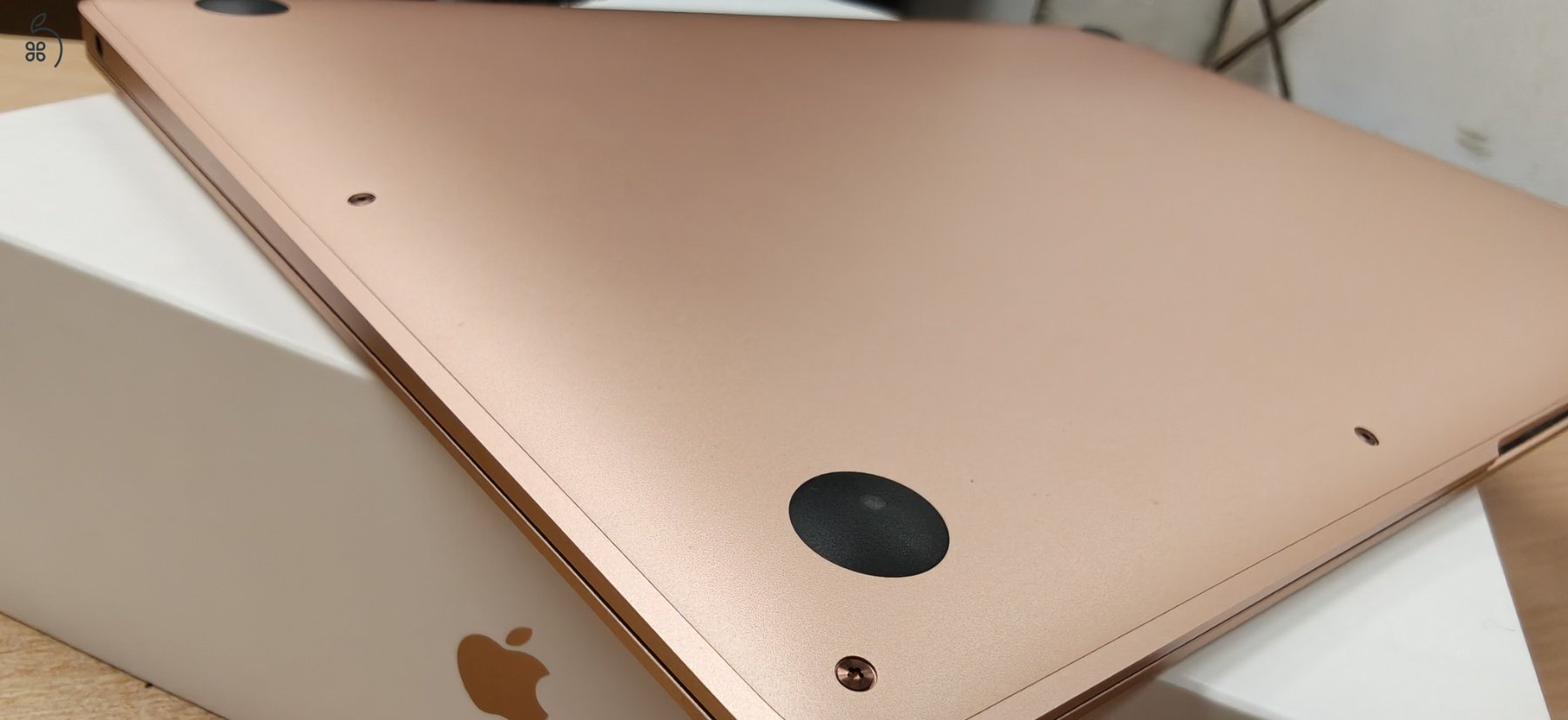 Apple MacBook Air 2020 ( A2337 ) laptop, M1 processzor, 8 GB RAM, 256 GB, Rose Gold, 13,3 hüvelykes Retina