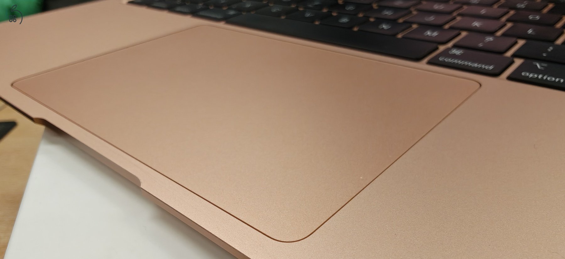 Apple MacBook Air 2020 ( A2337 ) laptop, M1 processzor, 8 GB RAM, 256 GB, Rose Gold, 13,3 hüvelykes Retina