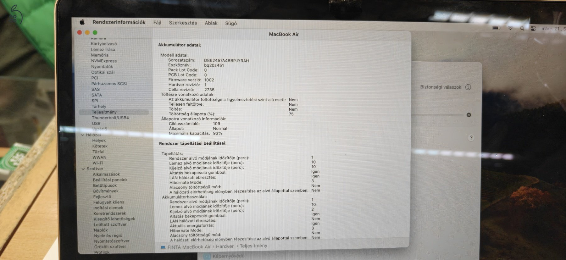 Apple MacBook Air 2020 ( A2337 ) laptop, M1 processzor, 8 GB RAM, 256 GB, Rose Gold, 13,3 hüvelykes Retina