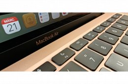Apple MacBook Air 2020 ( A2337 ) laptop, M1 processzor, 8 GB RAM, 256 GB, Rose Gold, 13,3 hüvelykes Retina