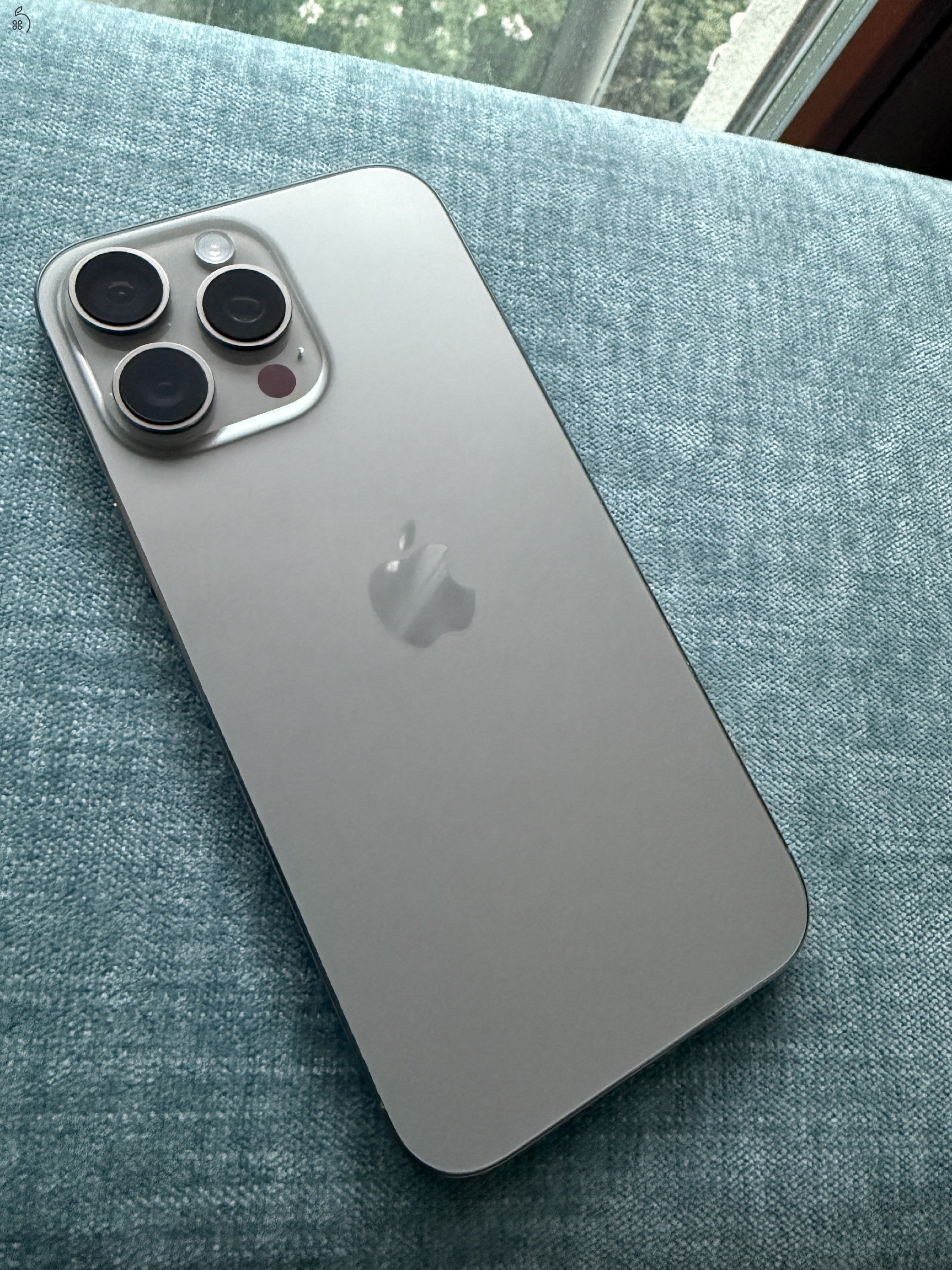 16 ProMax 256GB Titan