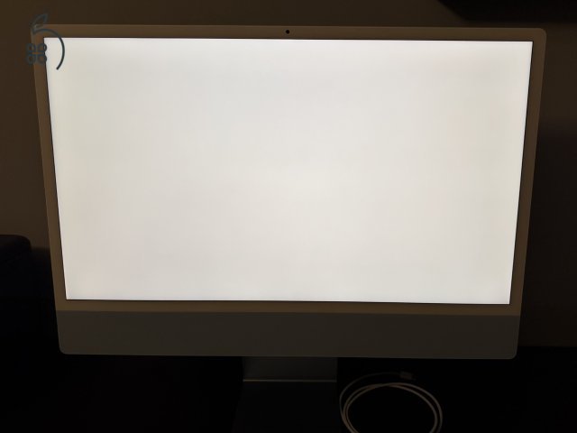 Apple iMac 24 M1 2021 4.5K - 4X USB - 8GB RAM / 256GB + Magic Trackpad + Numpad Magic Keyboard
