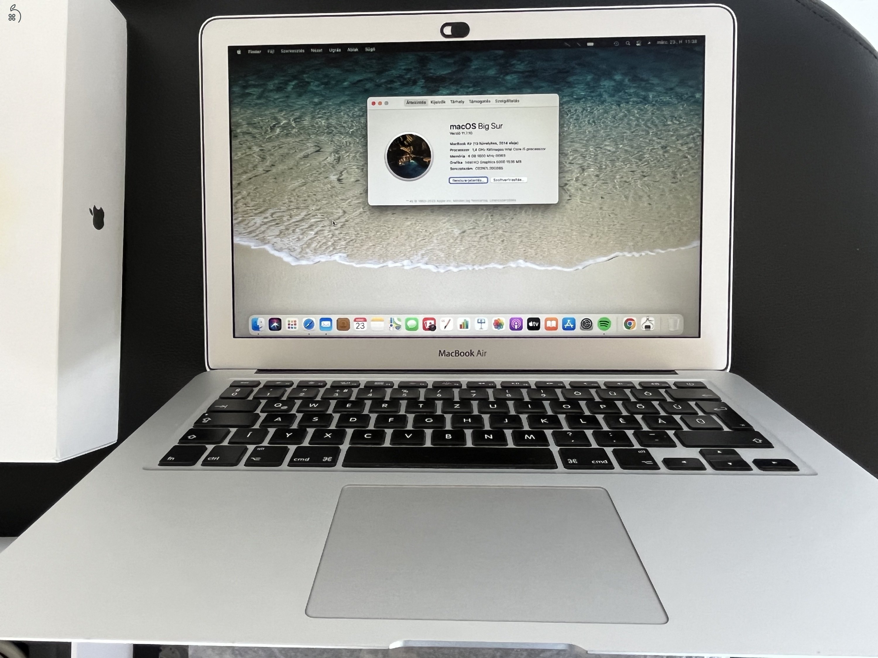 APPLE MACBOOK AIR 13” (2014)