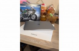 MacBook Air M1 8/512GB megkímélt