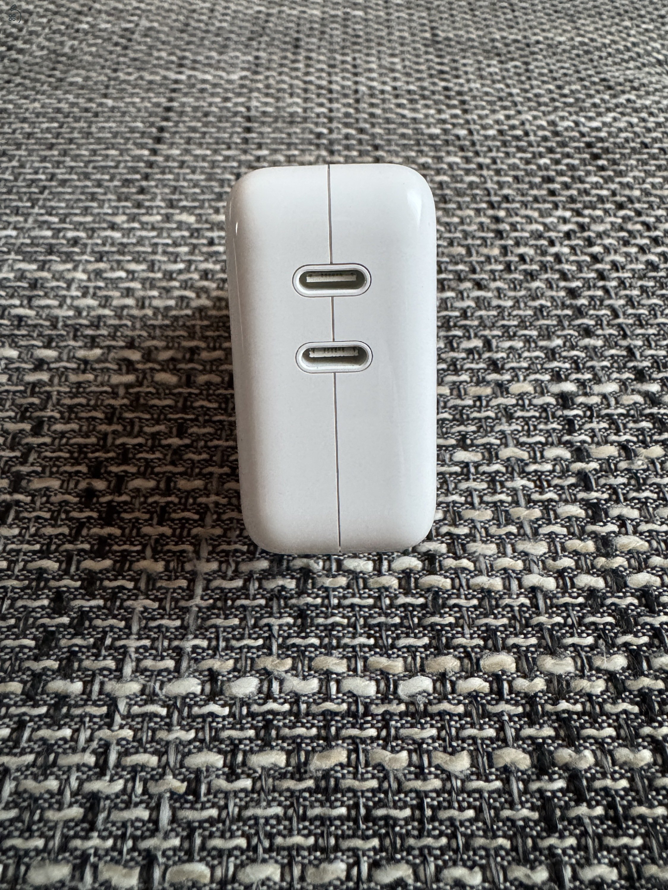 Apple 35 wattos, kétportos USB‑C hálózati adapter