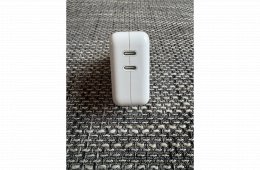Apple 35 wattos, kétportos USB‑C hálózati adapter