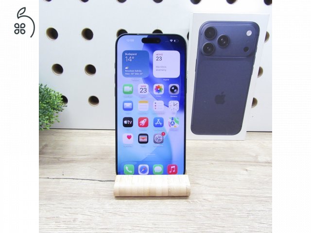 Apple iPhone 17 Pro Max 256GB Deep Blue – Karcmentes állapot – 100% akku (93 ciklus)