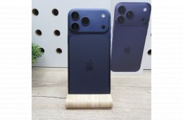 Apple iPhone 17 Pro Max 256GB Deep Blue – Karcmentes állapot – 100% akku (93 ciklus)