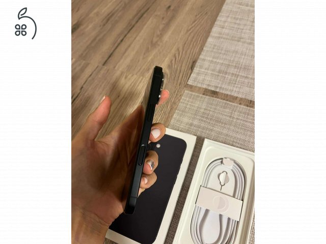 Eladó Iphone 16 128 GB 