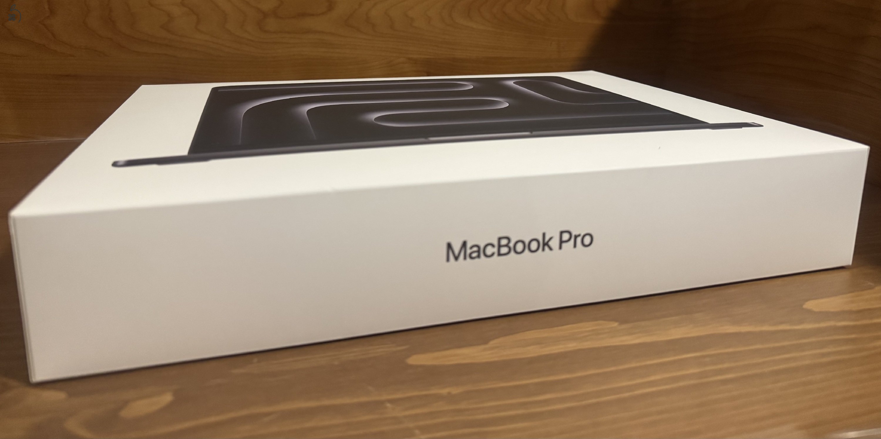 MacBook Pro M5, 32GB memo, 1TB SSD, 14,2
