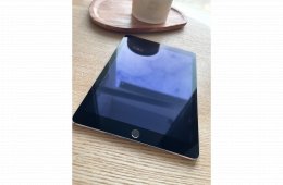 Apple iPad Air 2 Cellular 16 GB hibátlan, új akksival