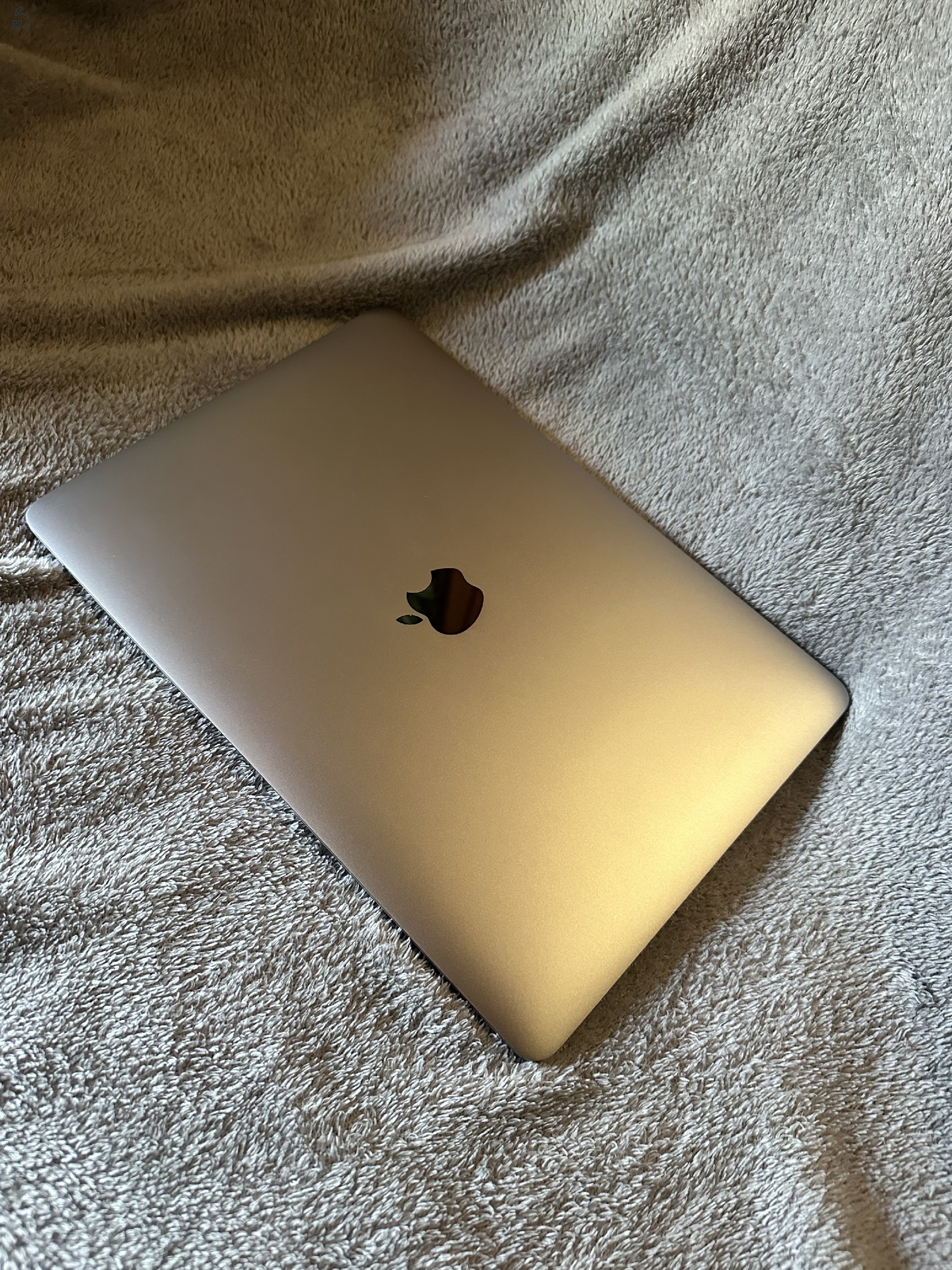Macbook Air M1, 16GB, 512GB, szürke, magyar