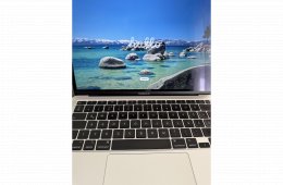 Eladó MacBook Air 13,3” ezüst – 8GB RAM / 256GB SSD