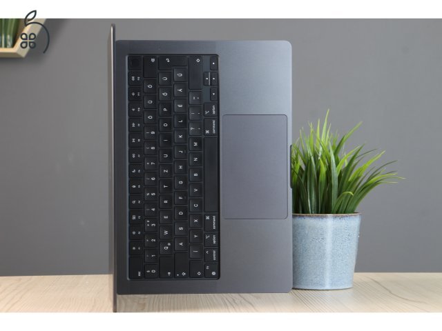 Apple Macbook Pro 14