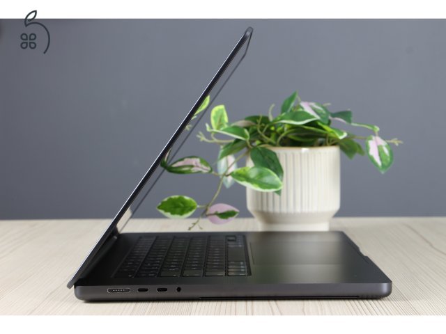 Újszerű Apple Macbook Pro 16