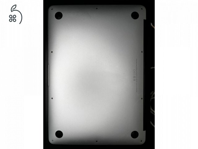 MacBook Air 13” (2015) - új 2027-ig garanciás 100%-os akku!