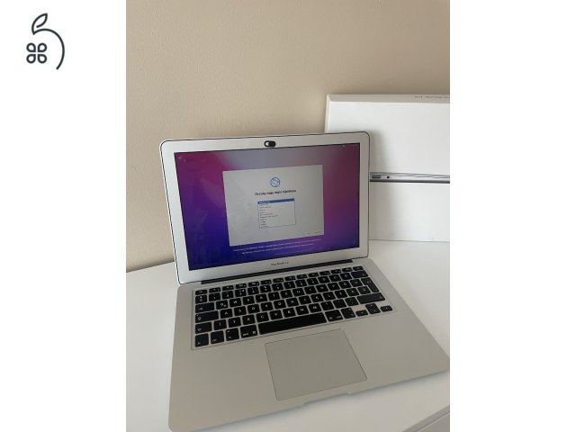 Eladó Apple Macbook Air (13-inch, 2017)