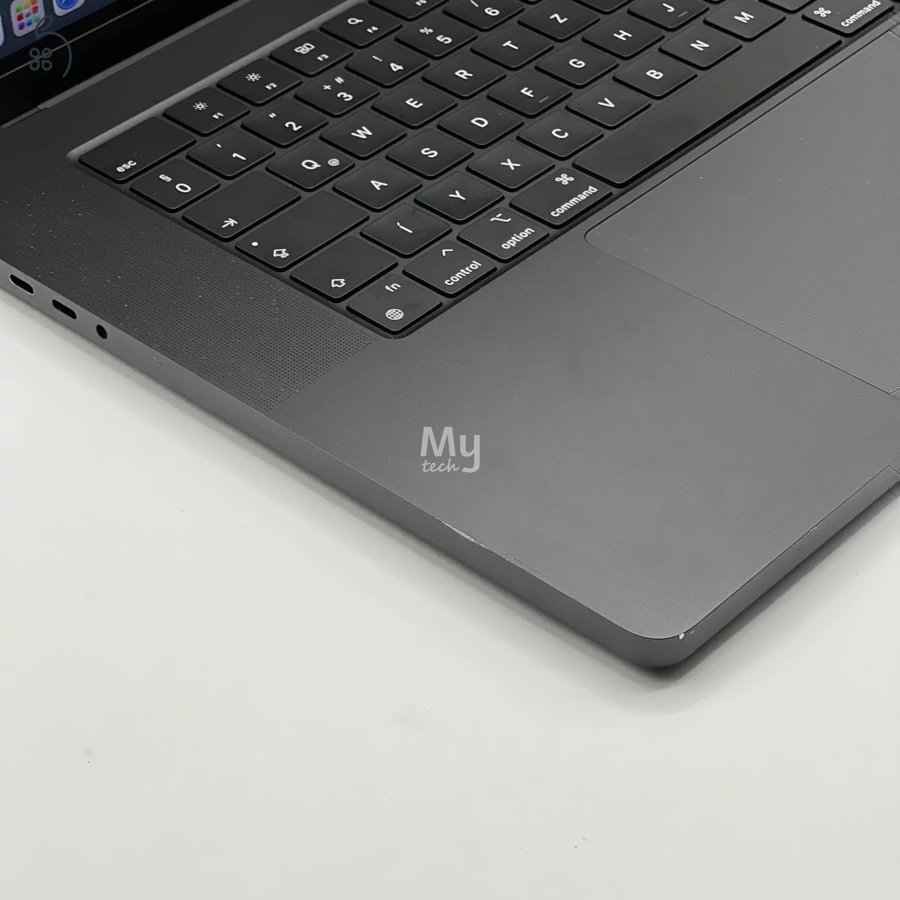 MacBook Pro 16