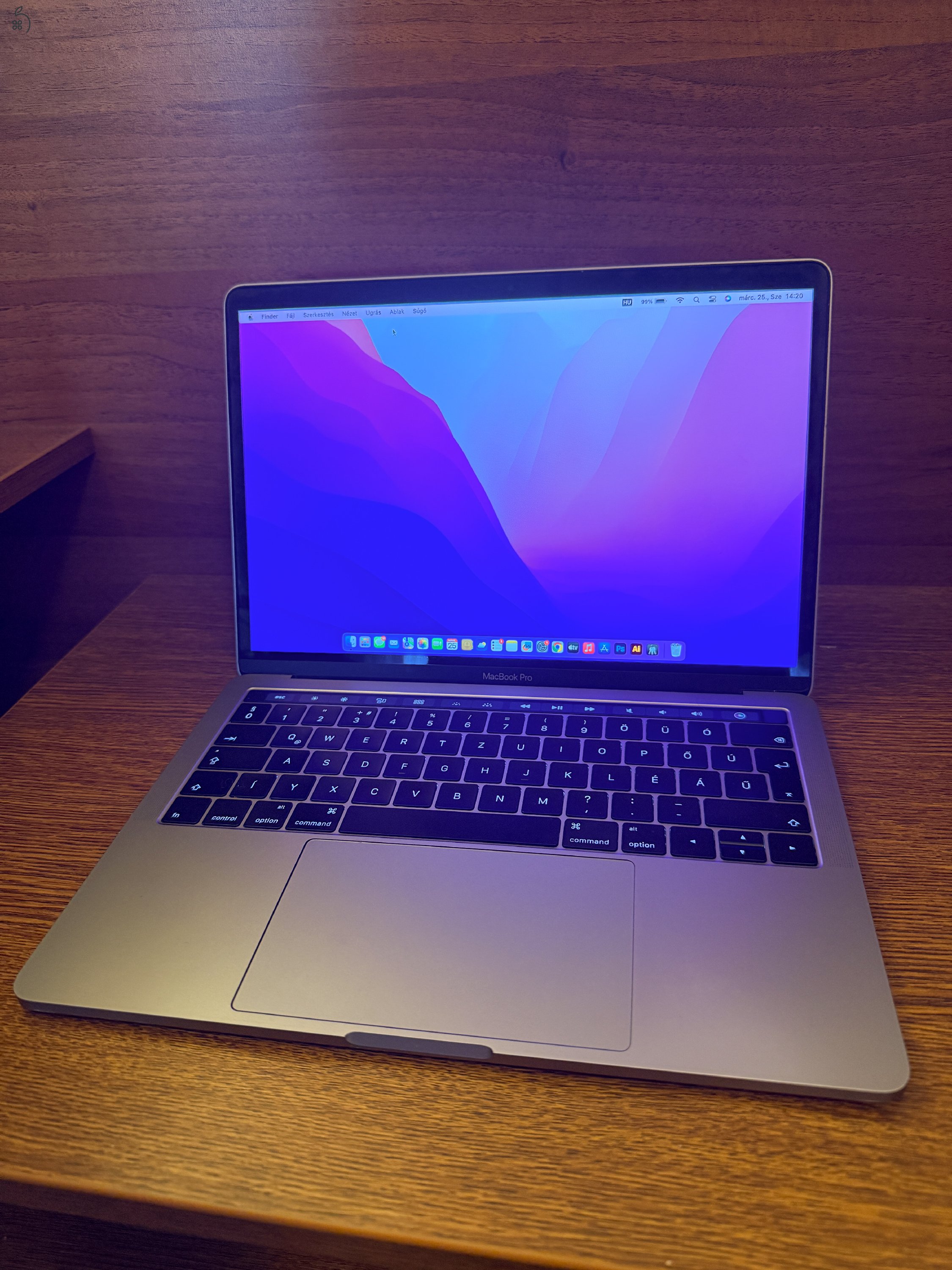 Apple MacBook Pro 13” 2017 TouchBar szép állapotban