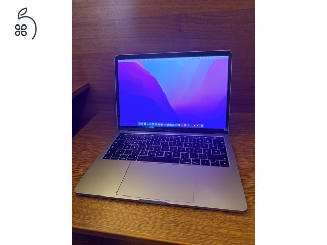 Apple MacBook Pro 13” 2017 TouchBar szép állapotban