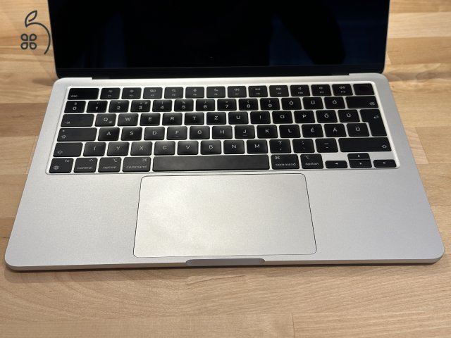 Macbook air M2 16/256 GB
