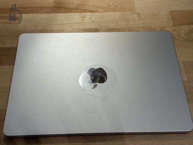 Macbook air M2 16/256 GB