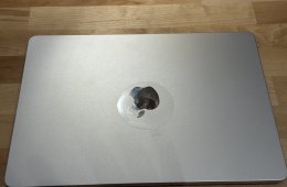 Macbook air M2 16/256 GB